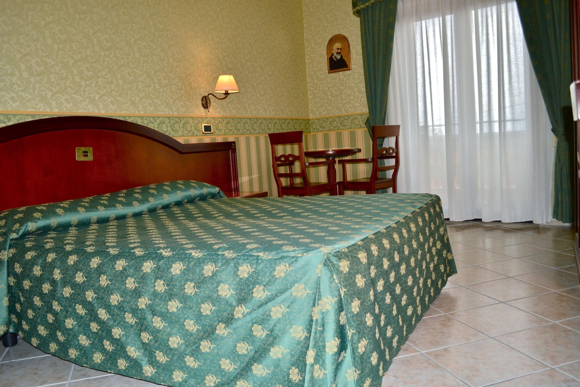 Hotel Valle Rossa San Giovanni Rotondo Exterior foto