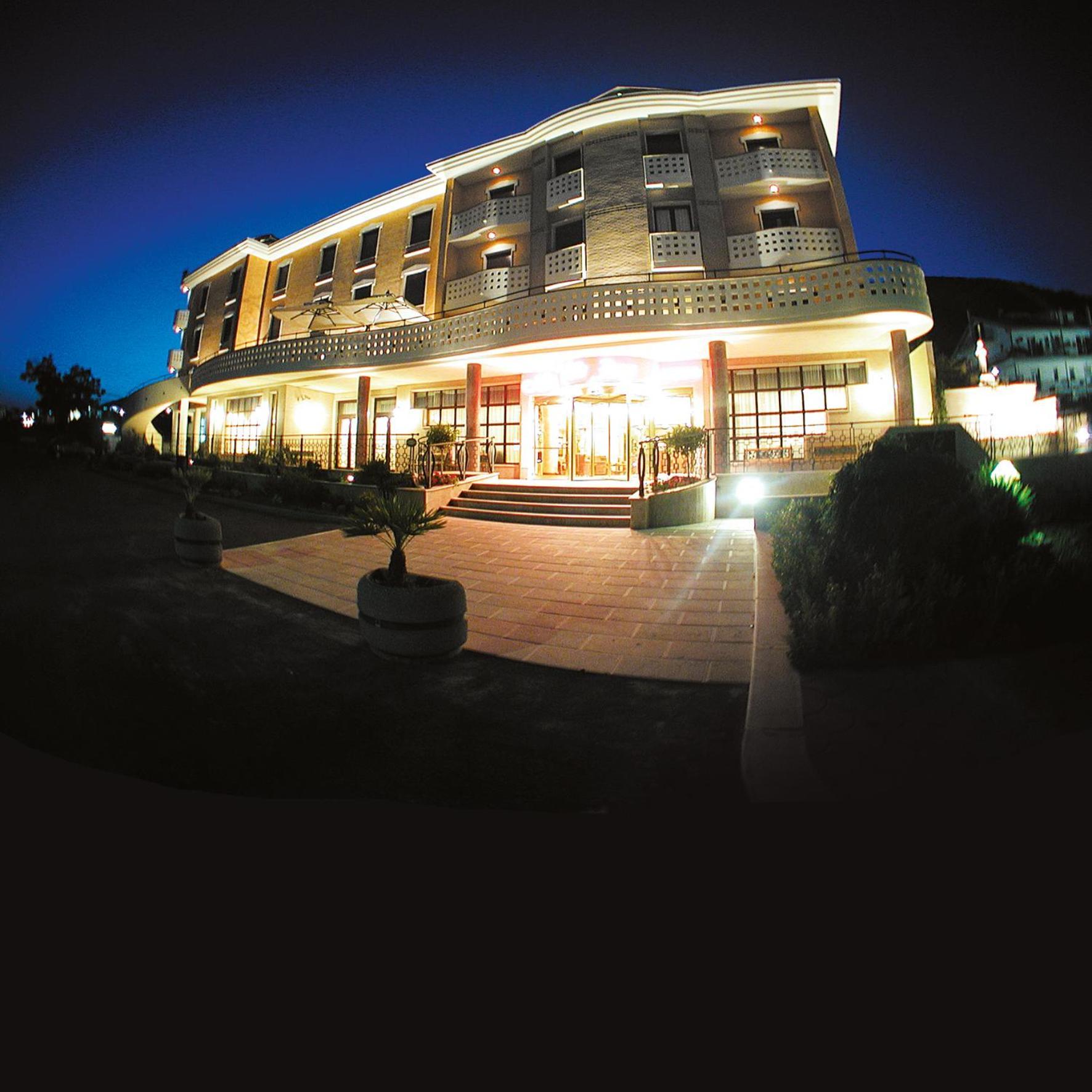 Hotel Valle Rossa San Giovanni Rotondo Exterior foto