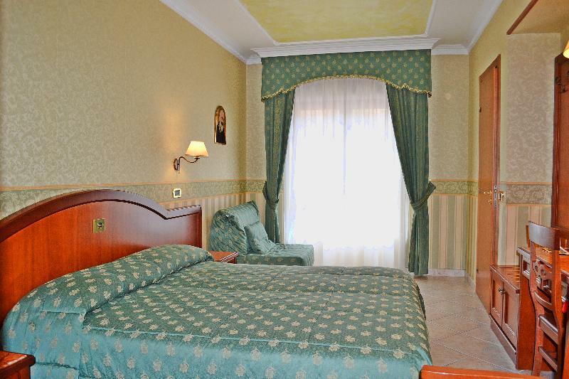 Hotel Valle Rossa San Giovanni Rotondo Exterior foto